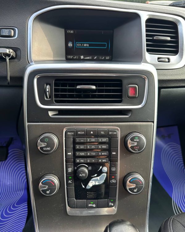 Volvo V60 I - Image 10