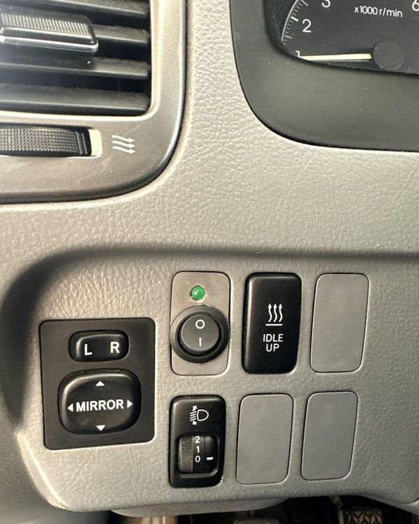 Toyota Avensis Verso I - Image 11