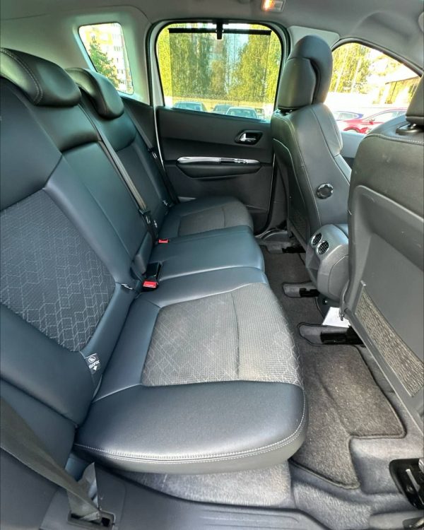 Peugeot 3008 I · Рестайлинг - Image 11