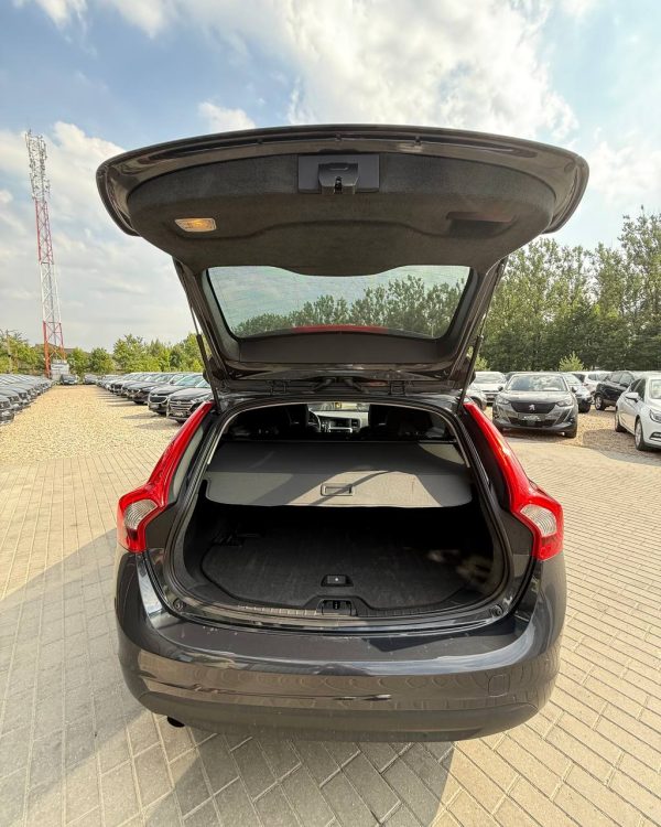 Volvo V60 I - Image 10