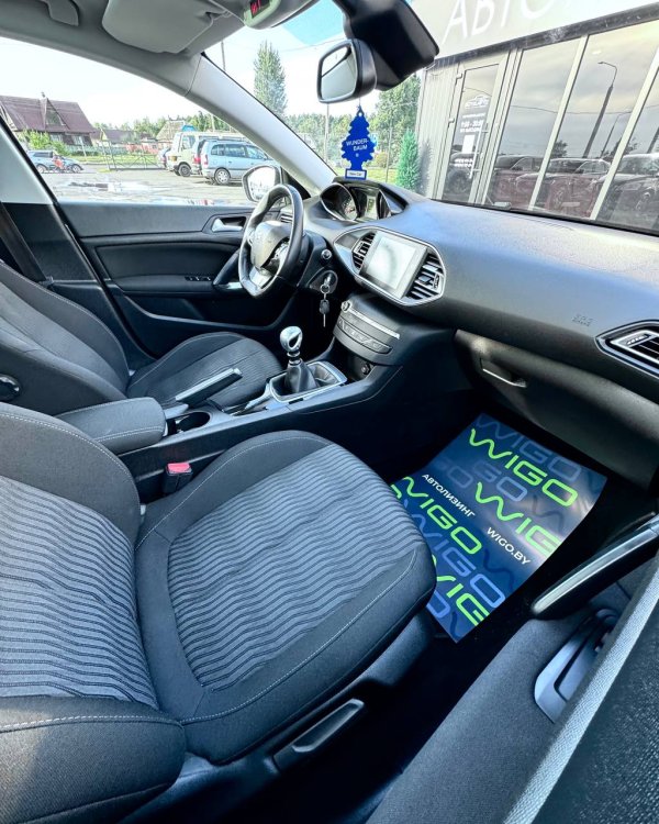 Peugeot 308 T9 - Image 13