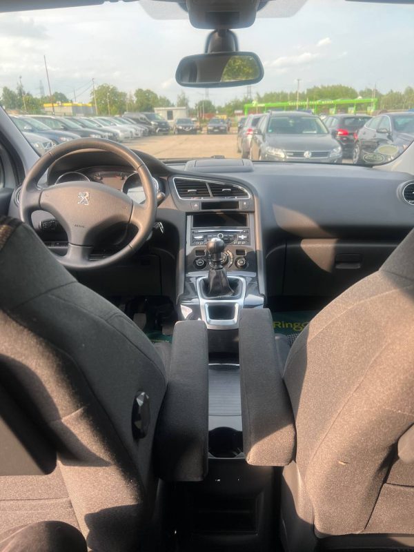 Peugeot 5008 I · Рестайлинг - Image 11