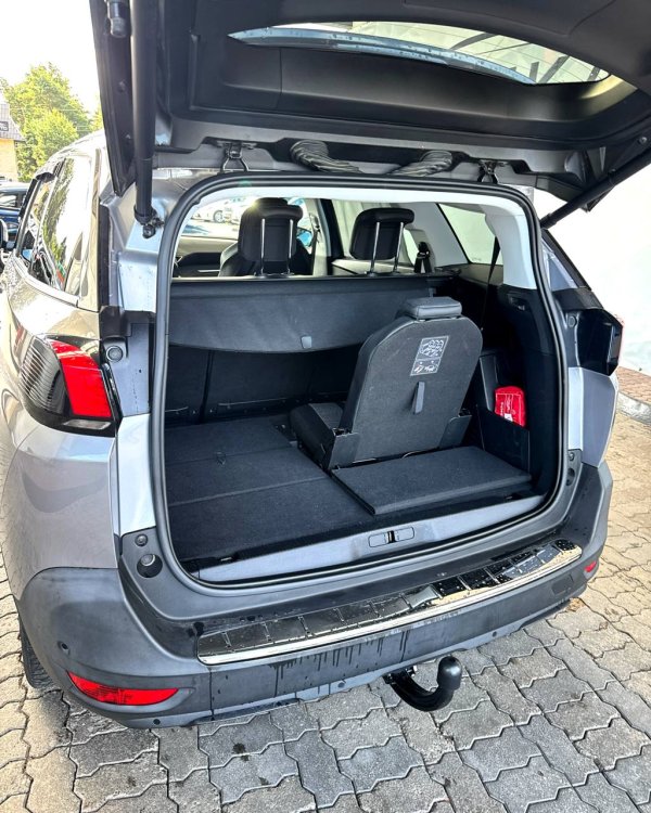 Peugeot 5008 II - Image 15