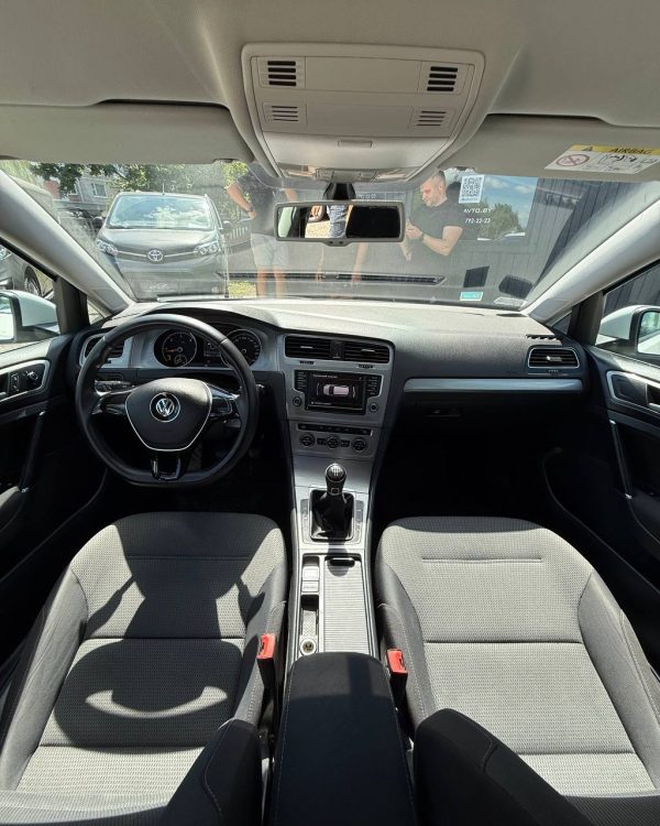 Volkswagen Golf VII - Image 9