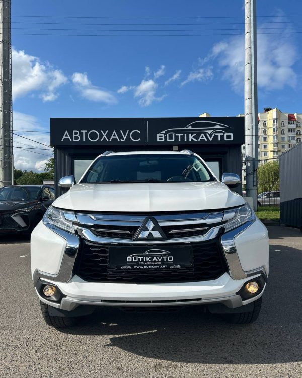Mitsubishi Pajero Sport III - Image 2