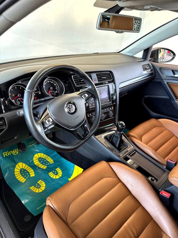Volkswagen Golf VII - Image 11