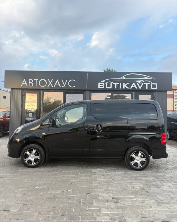 Nissan NV200 I - Image 13