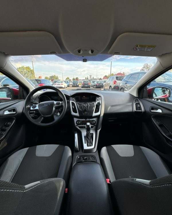 Ford Focus III - Image 9