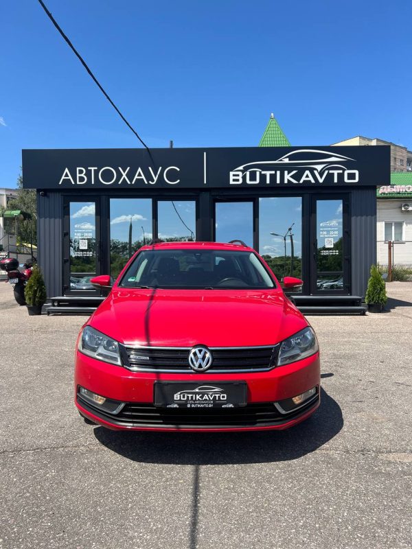 Volkswagen Passat B7 - Image 2