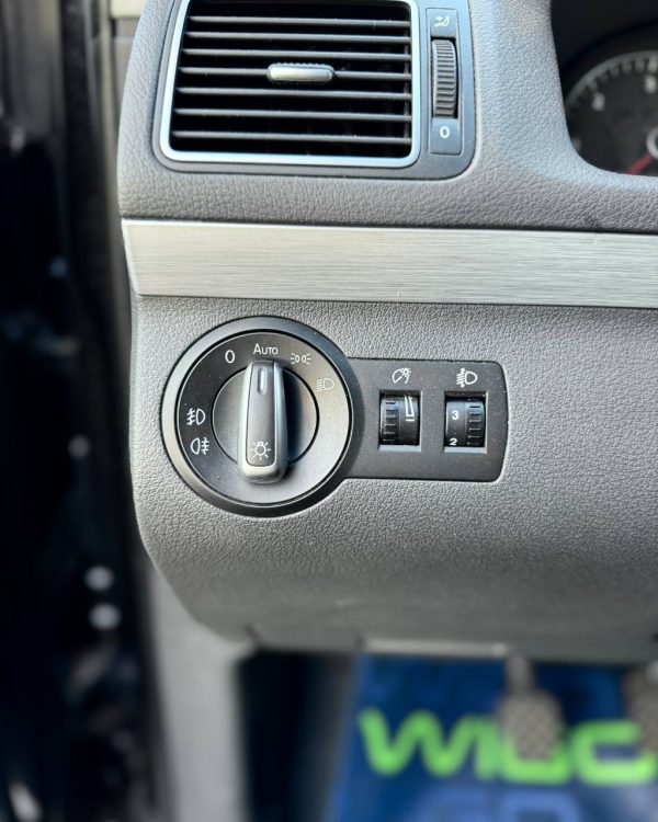 Volkswagen Touran I · 2-й рестайлинг - Image 18