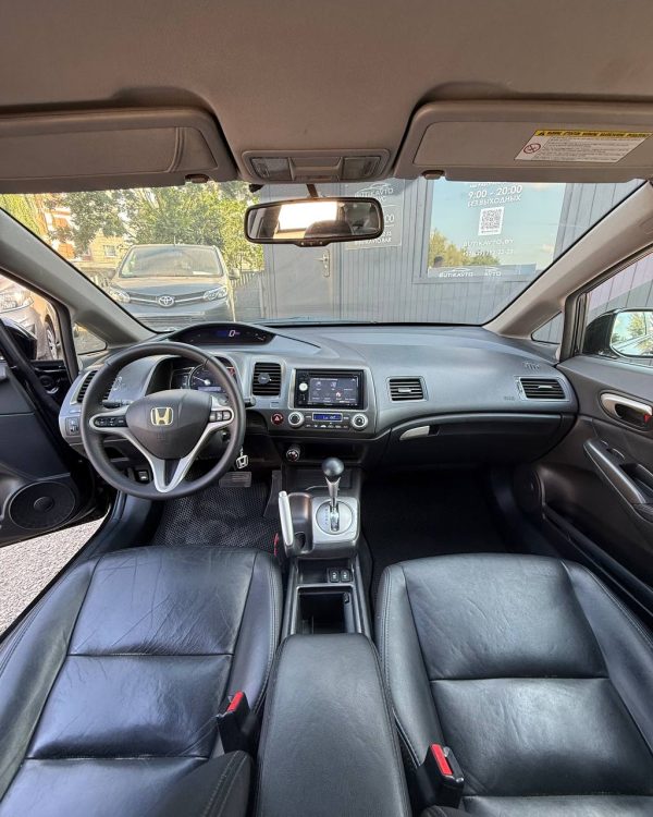 Honda Civic VIII · Рестайлинг - Image 9