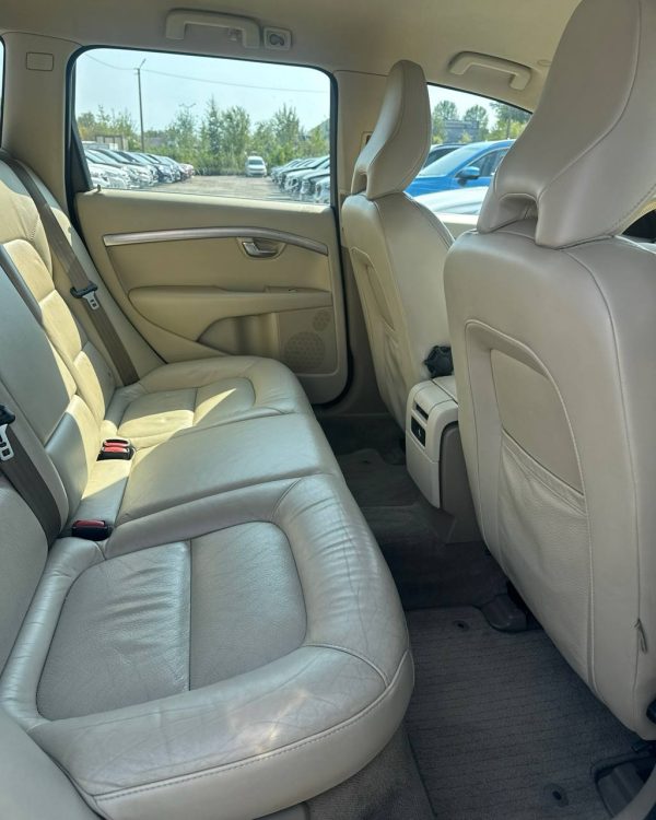 Volvo V70 III - Image 11