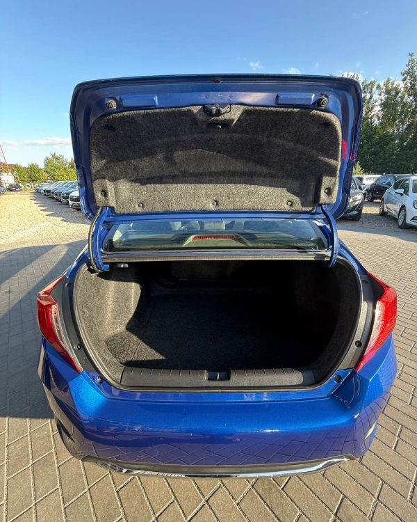 Honda Civic X - Image 10