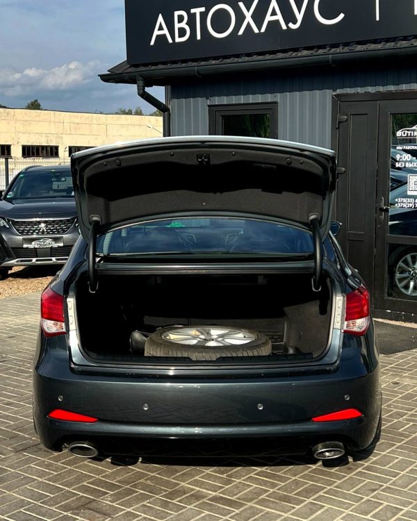 Hyundai i40 VF - Image 15