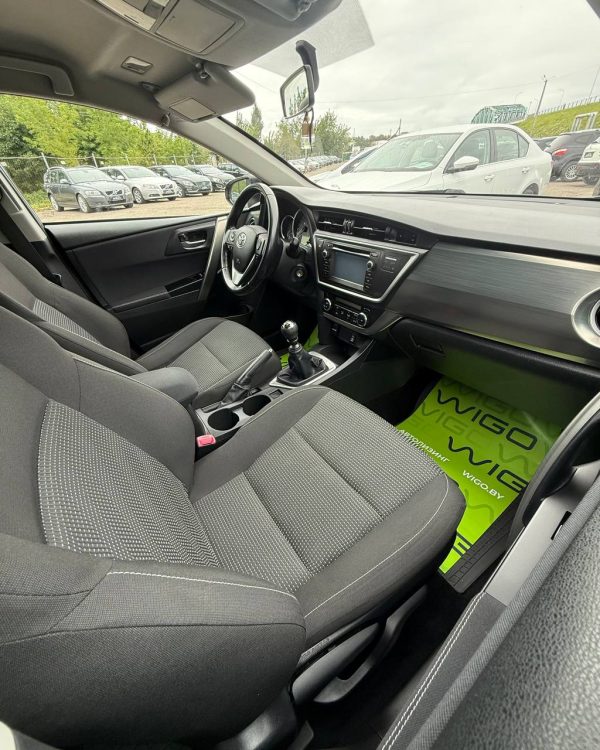 Toyota Auris II (E180) - Image 17