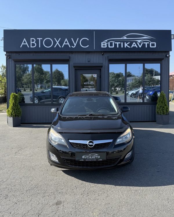 Opel Astra J - Image 2