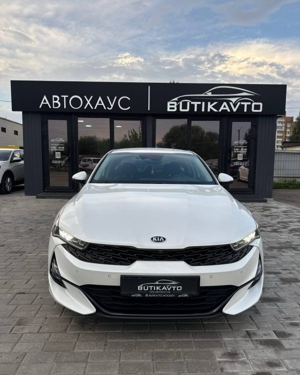 Kia K5 III - Image 2