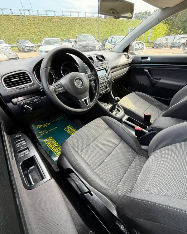 Volkswagen Golf VI - Image 11