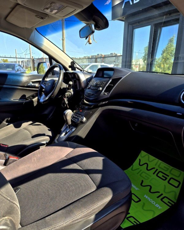 Chevrolet Orlando I - Image 11