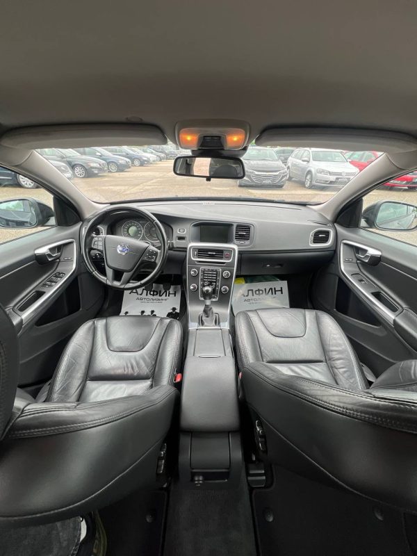 Volvo S60 II - Image 13