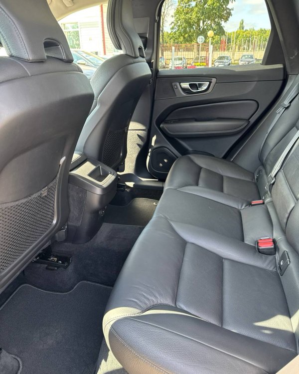 Volvo XC60 II - Image 11