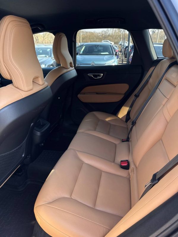 Volvo XC60 II - Image 16