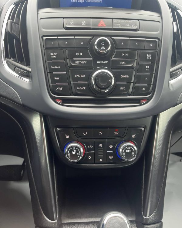 Opel Zafira C - Image 15