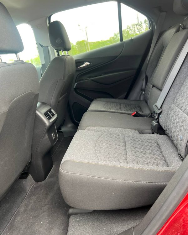 Chevrolet Equinox - Image 13