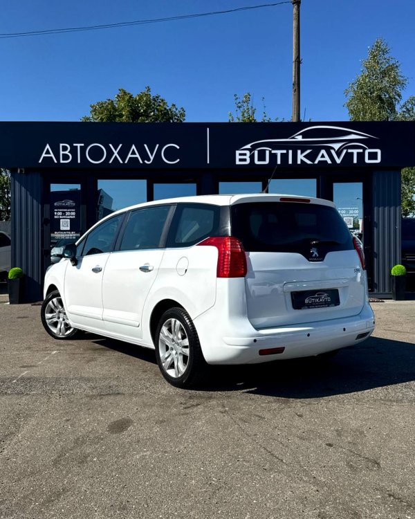 Peugeot 5008 I · Рестайлинг - Image 5
