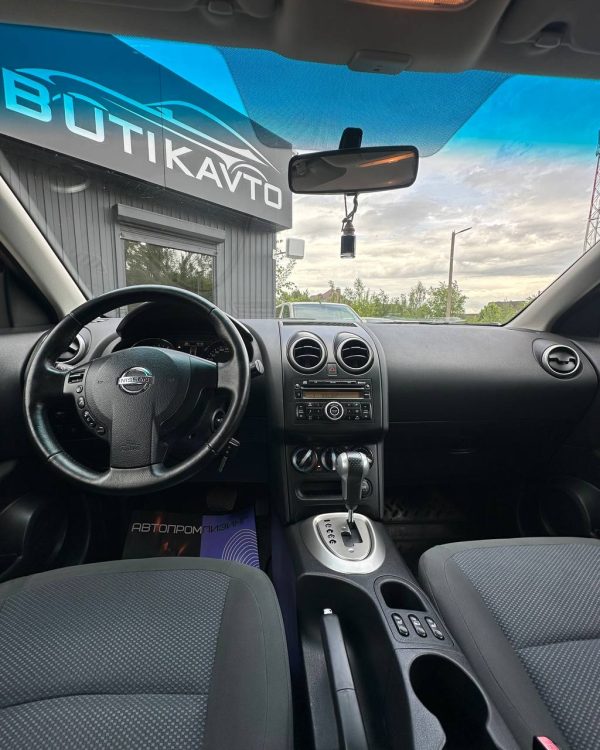 NISSAN QASHQAI - Image 9