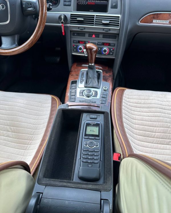 AUDI A6 - Image 11