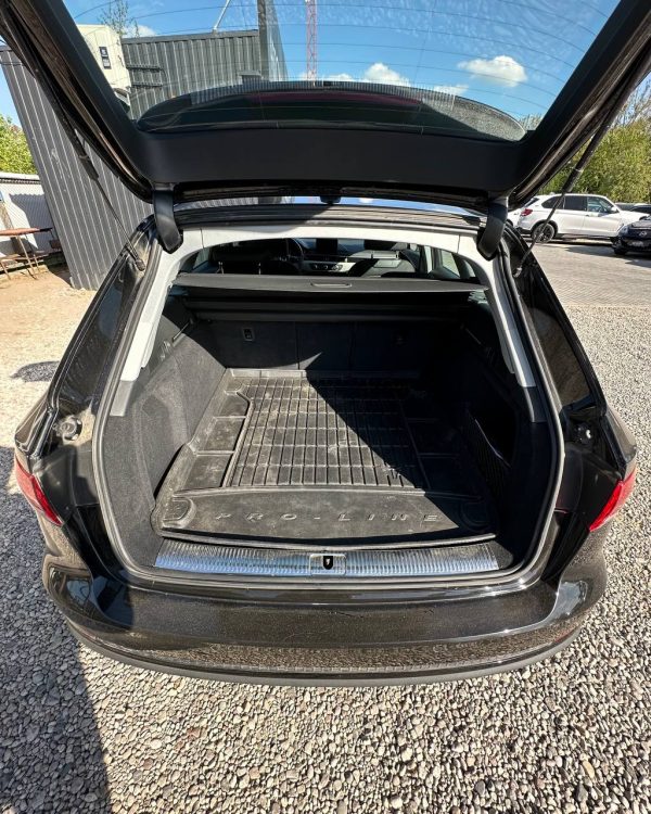 AUDI A4 - Image 12