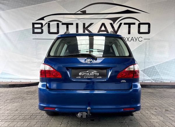 Toyota Avensis Verso I · Рестайлинг - Image 6