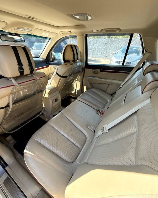 Hyundai Santa Fe CM - Image 9