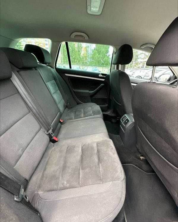 Volkswagen Golf VI - Image 11