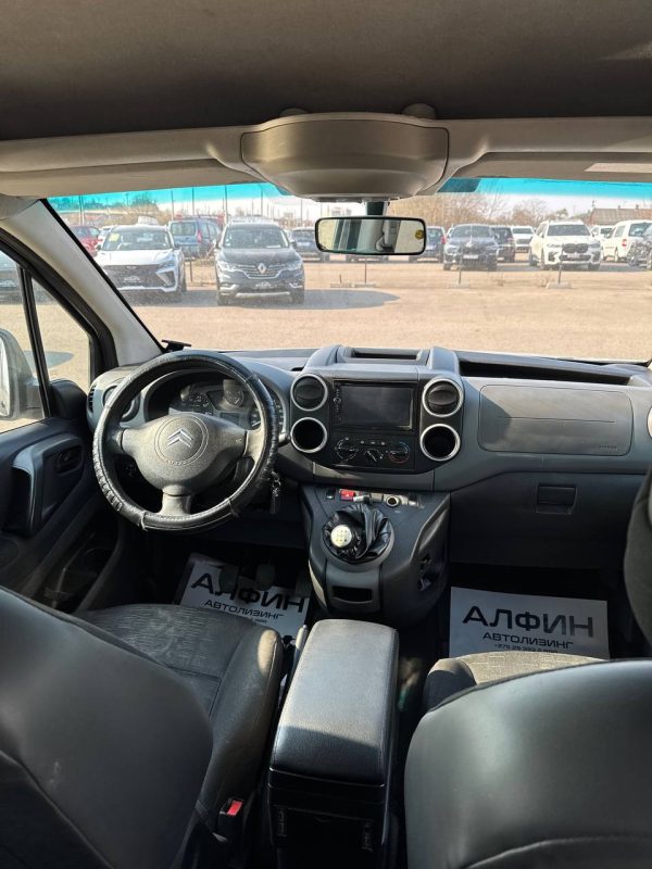 Citroen Berlingo II - Image 10