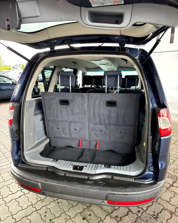 Ford Galaxy II - Image 14