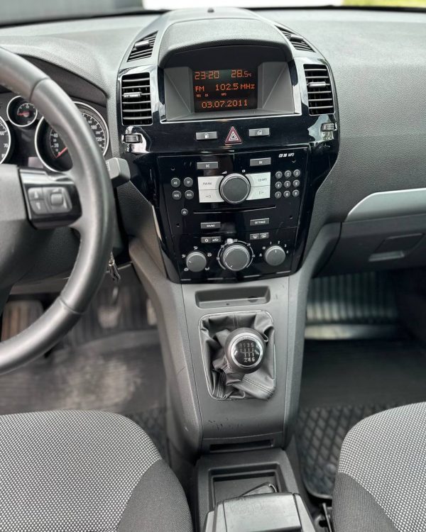 Opel Zafira B · Рестайлинг - Image 10