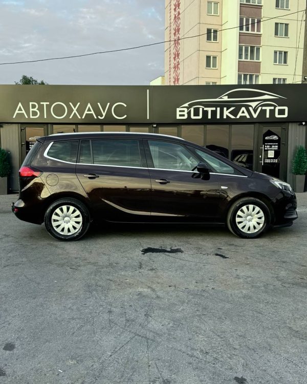 Opel Zafira C · Рестайлинг - Image 8