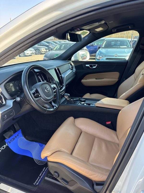 Volvo XC60 II - Image 12