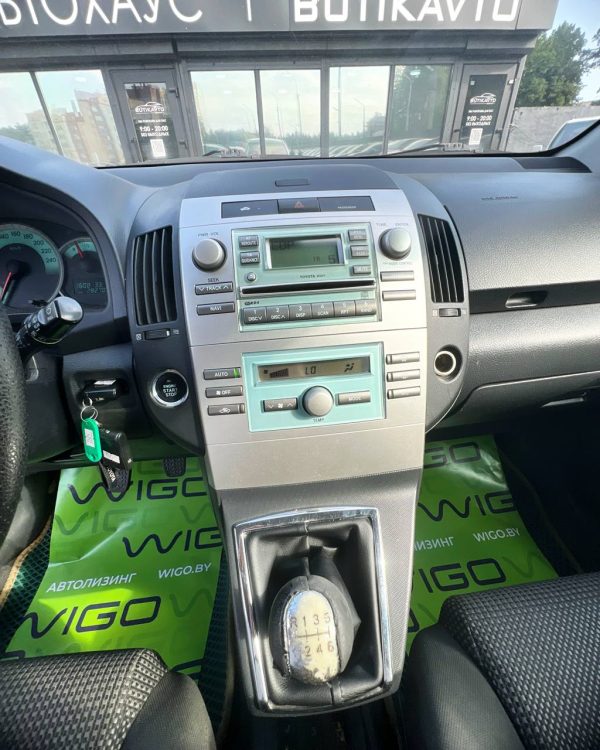 Toyota Corolla Verso II (AR10) - Image 13