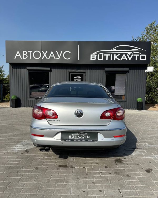 VOLKSWAGEN PASSAT CC - Image 5