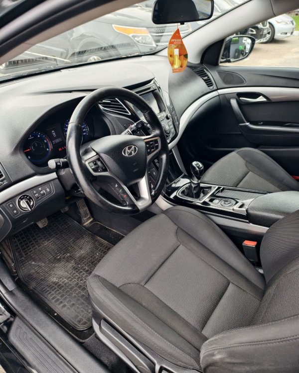Hyundai i40 VF - Image 10