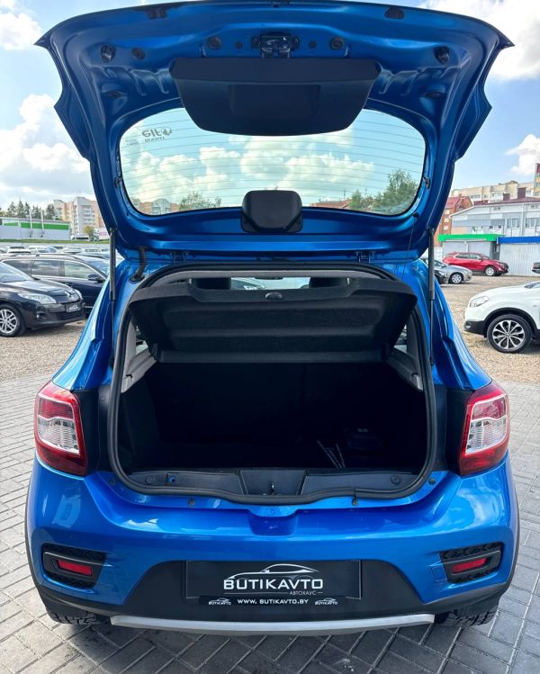 Renault Sandero Stepway II - Image 16