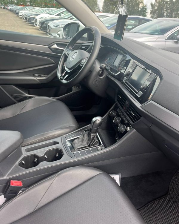 Volkswagen Jetta VII - Image 14