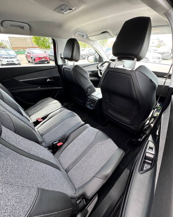 Peugeot 5008 II - Image 12