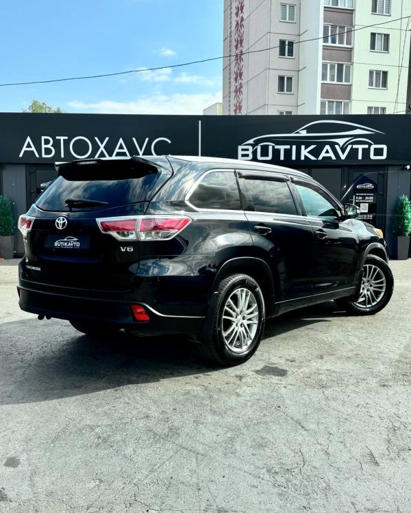 Toyota Highlander III (XU50) - Image 7