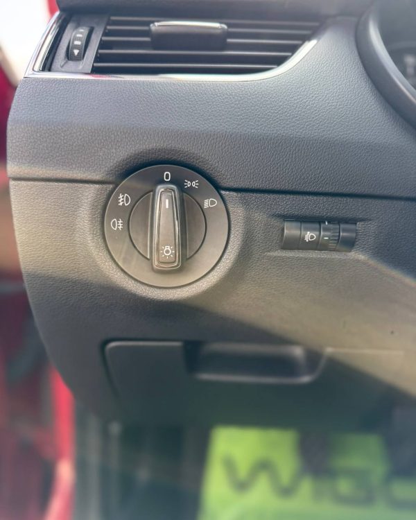 Skoda Octavia III - Image 19
