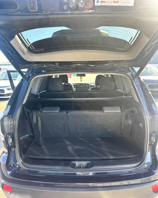 Toyota Highlander III (XU50) - Image 14