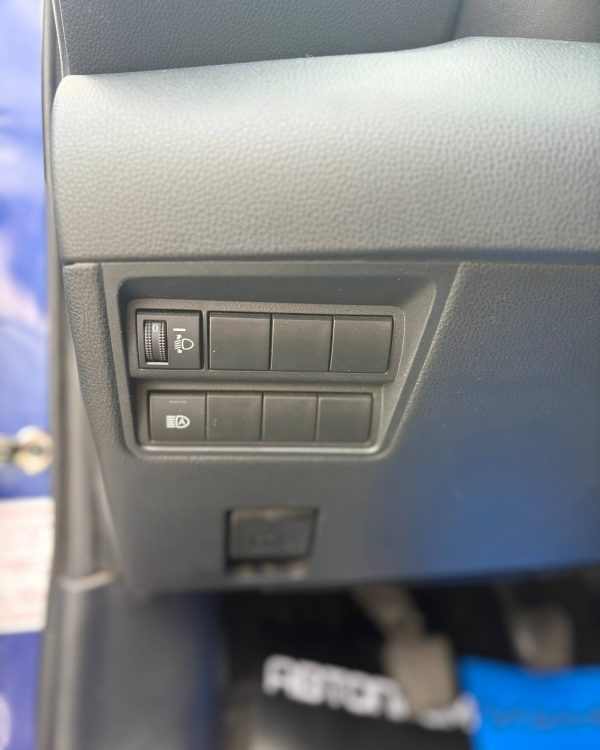 Toyota Yaris IV (XP210) - Image 19